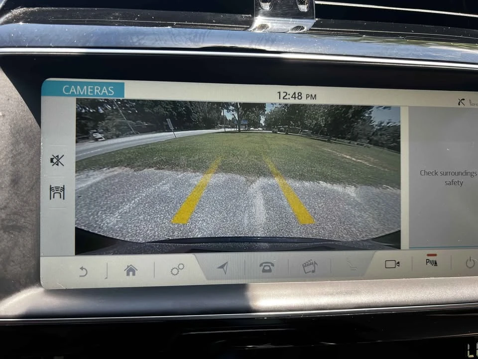 2019 Jaguar F-Pace - Image 10 of 13