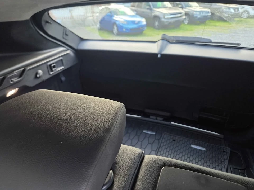 2019 Jaguar F-Pace - Image 15 of 16