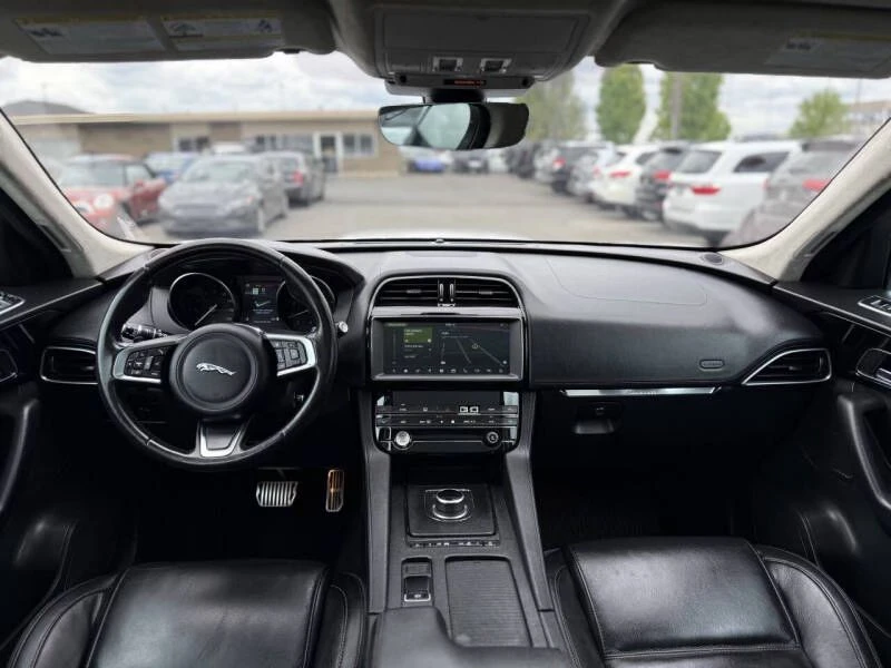 2019 Jaguar F-Pace - Image 13 of 20