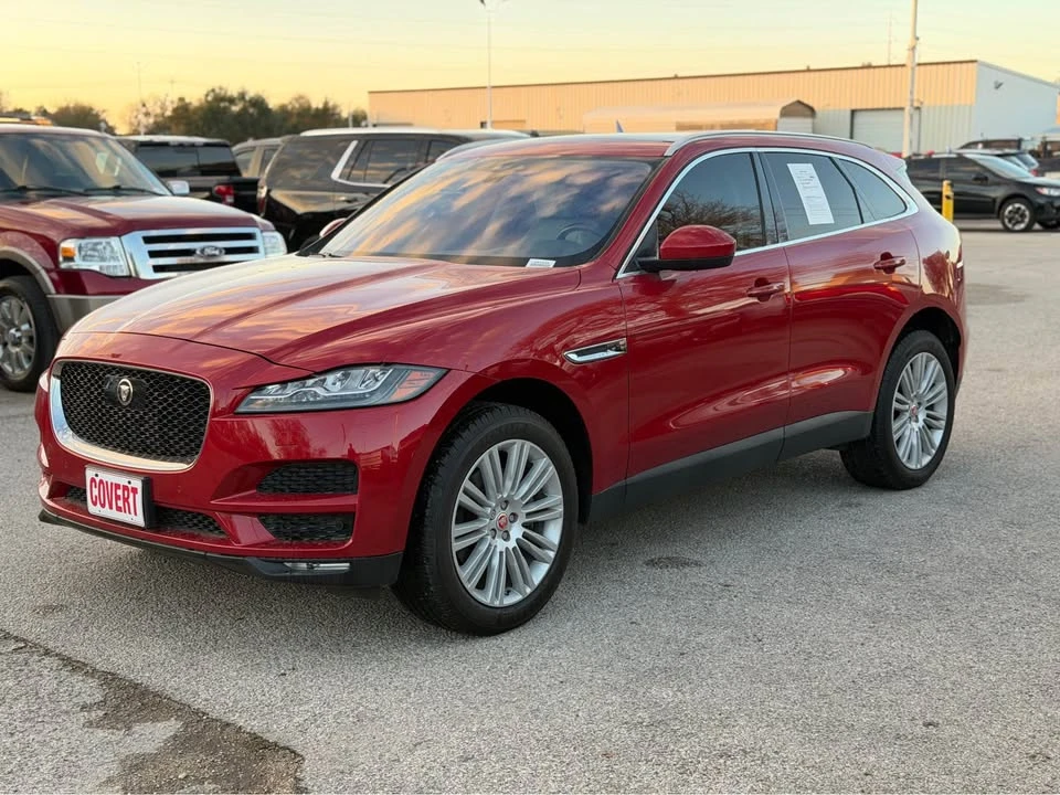 2019 Jaguar F-Pace - Image 2 of 10