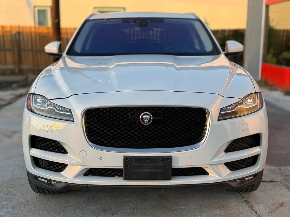 2019 Jaguar F-Pace - Image 13 of 14