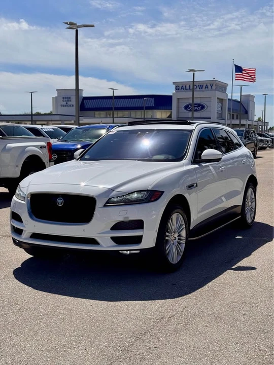 2019 Jaguar F-Pace - Image 3 of 20
