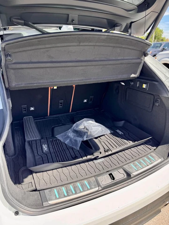 2019 Jaguar F-Pace - Image 7 of 20