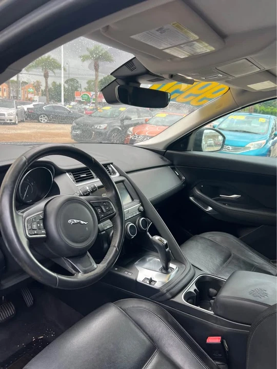 2019 Jaguar F-Pace - Image 9 of 11