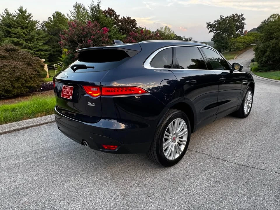 2019 Jaguar F-Pace - Image 3 of 13