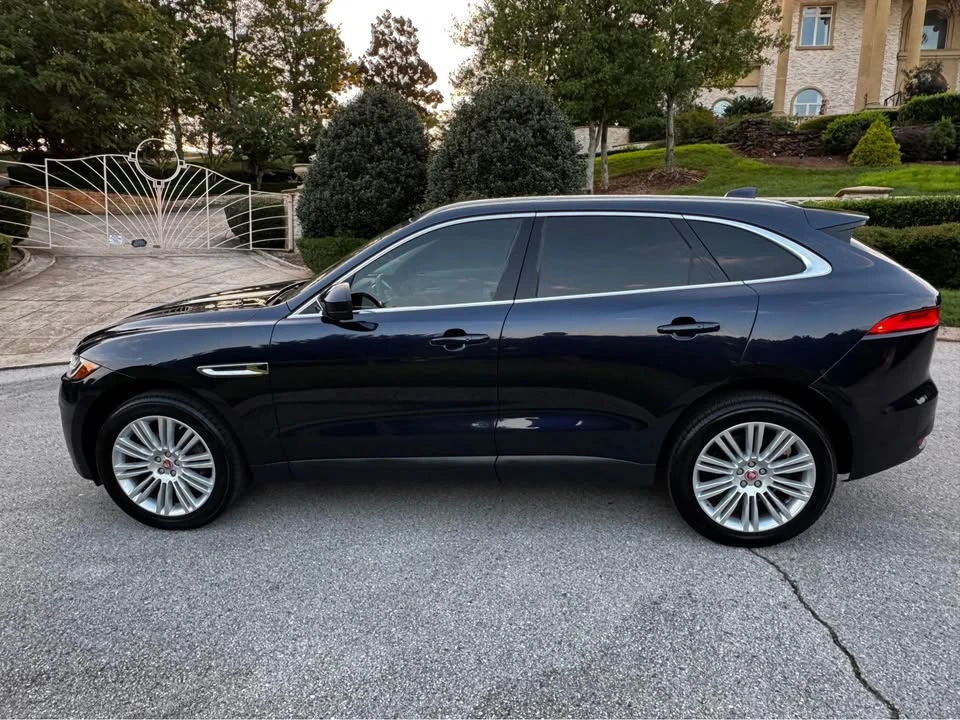 2019 Jaguar F-Pace - Image 5 of 13