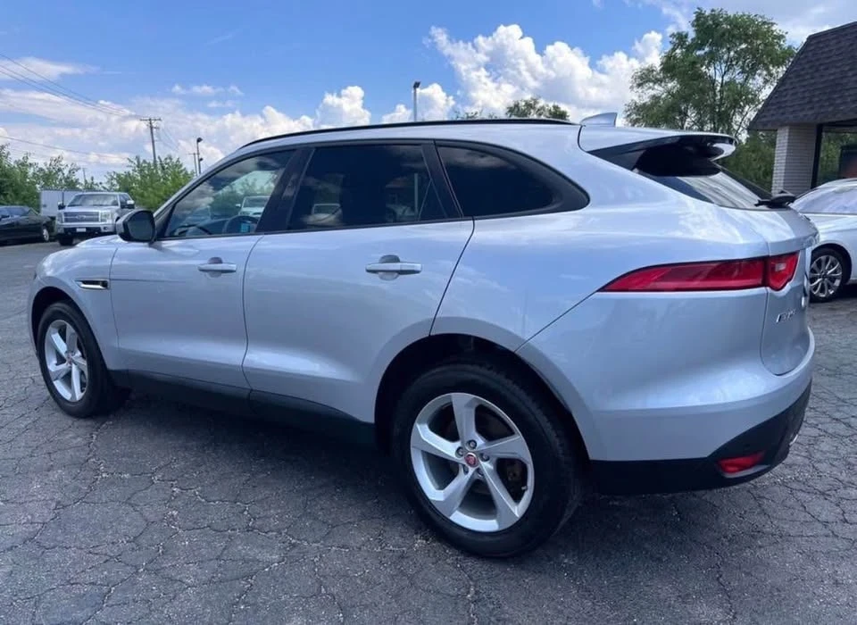 2019 Jaguar F-Pace - Image 3 of 5