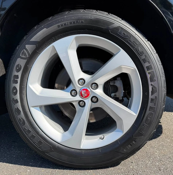 2019 Jaguar F-Pace - Image 13 of 13