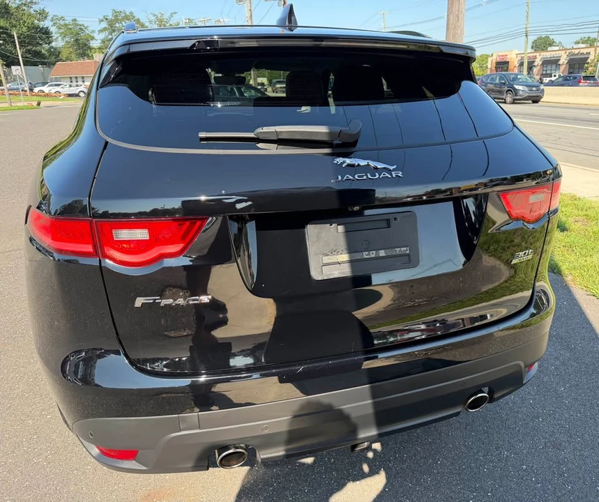2019 Jaguar F-Pace - Image 6 of 13
