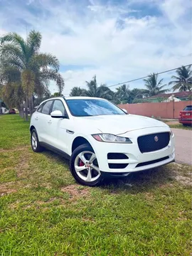 2019 Jaguar F-PACE 30t Premium Sport Utility 4D