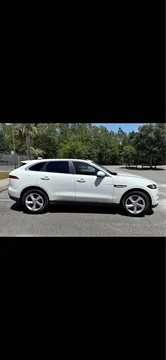 2019 Jaguar F-PACE 30t Premium Sport Utility 4D