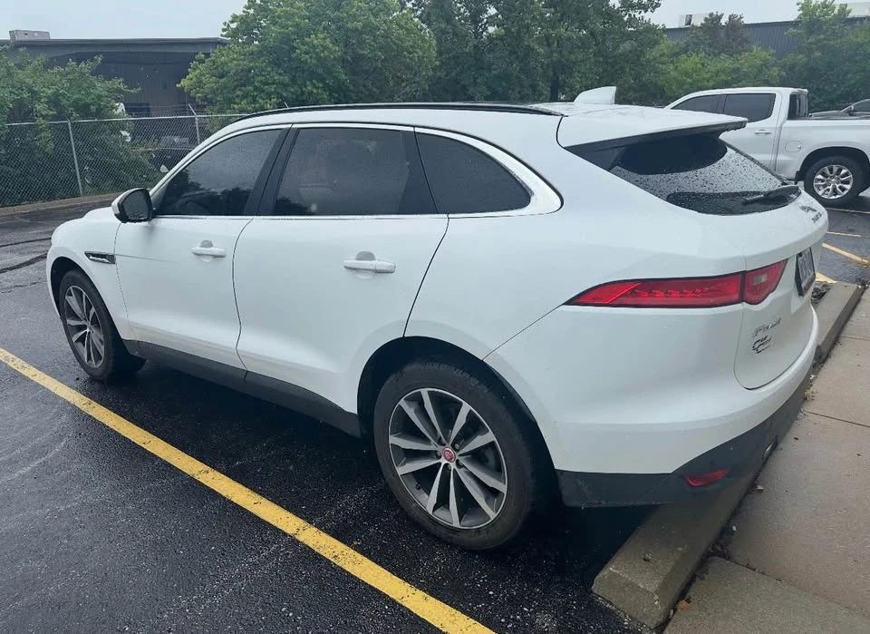 2019 Jaguar F-Pace - Image 4 of 4