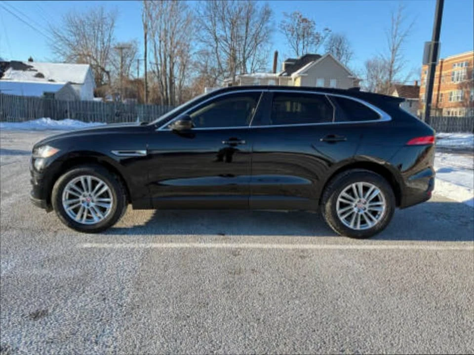 2019 Jaguar F-Pace - Image 4 of 20