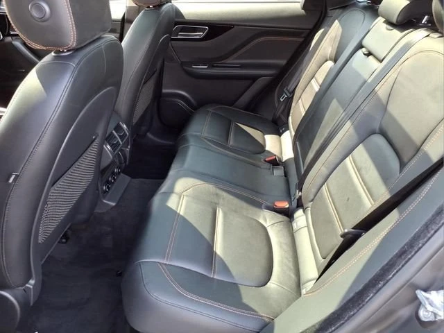 2019 Jaguar F-Pace - Image 15 of 20
