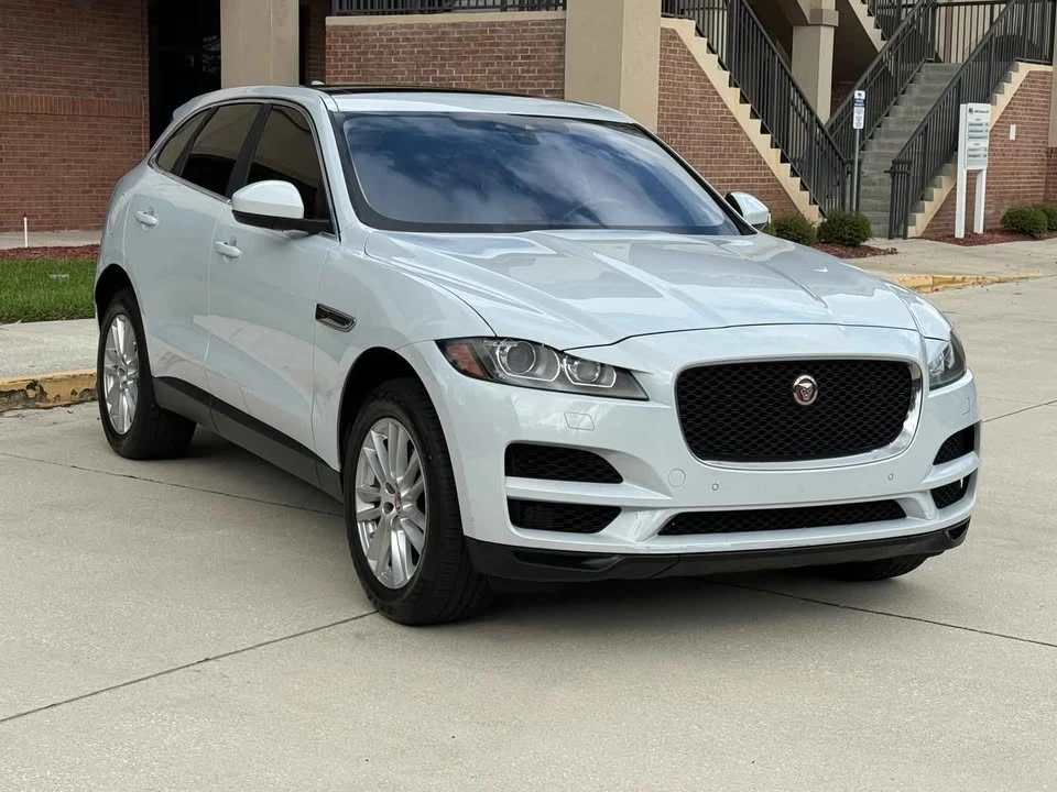 2019 Jaguar F-Pace - Image 3 of 20