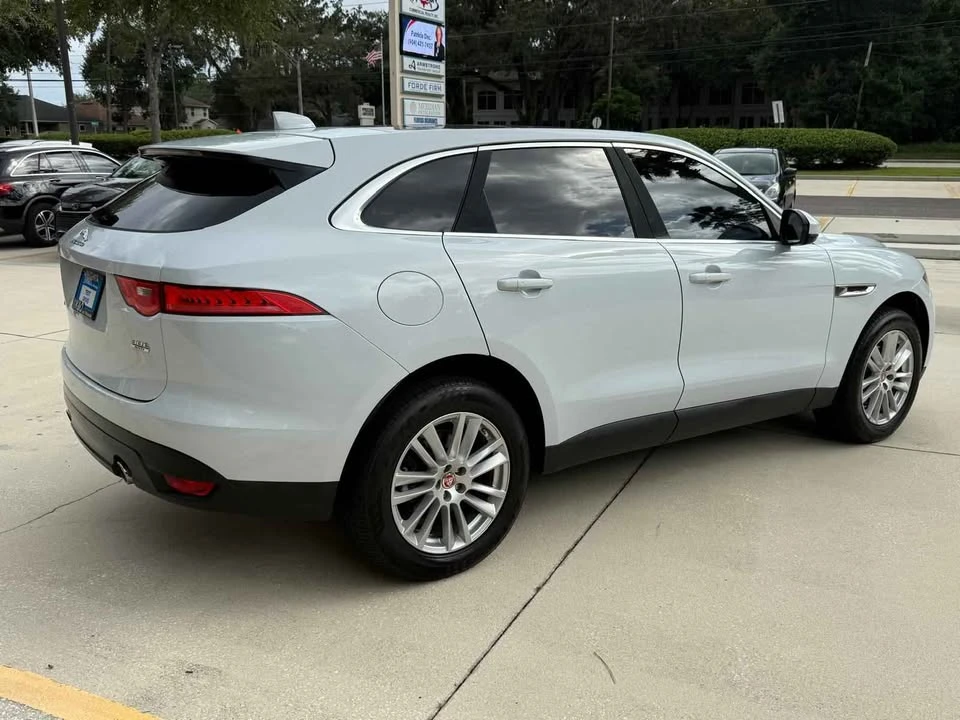 2019 Jaguar F-Pace - Image 4 of 20