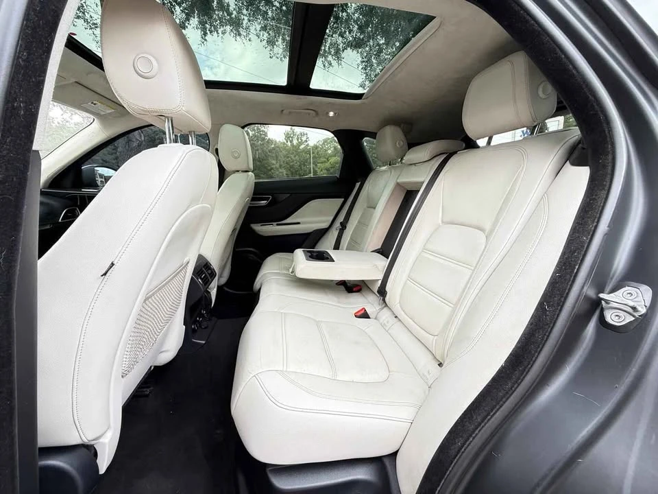 2019 Jaguar F-Pace - Image 12 of 20