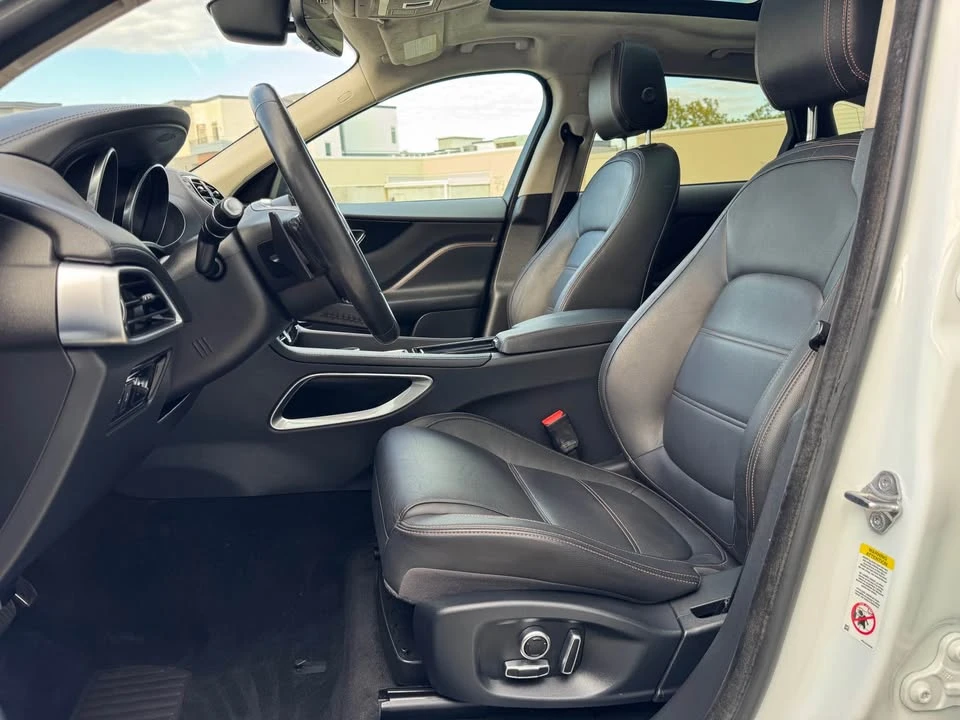 2019 Jaguar F-Pace - Image 7 of 16