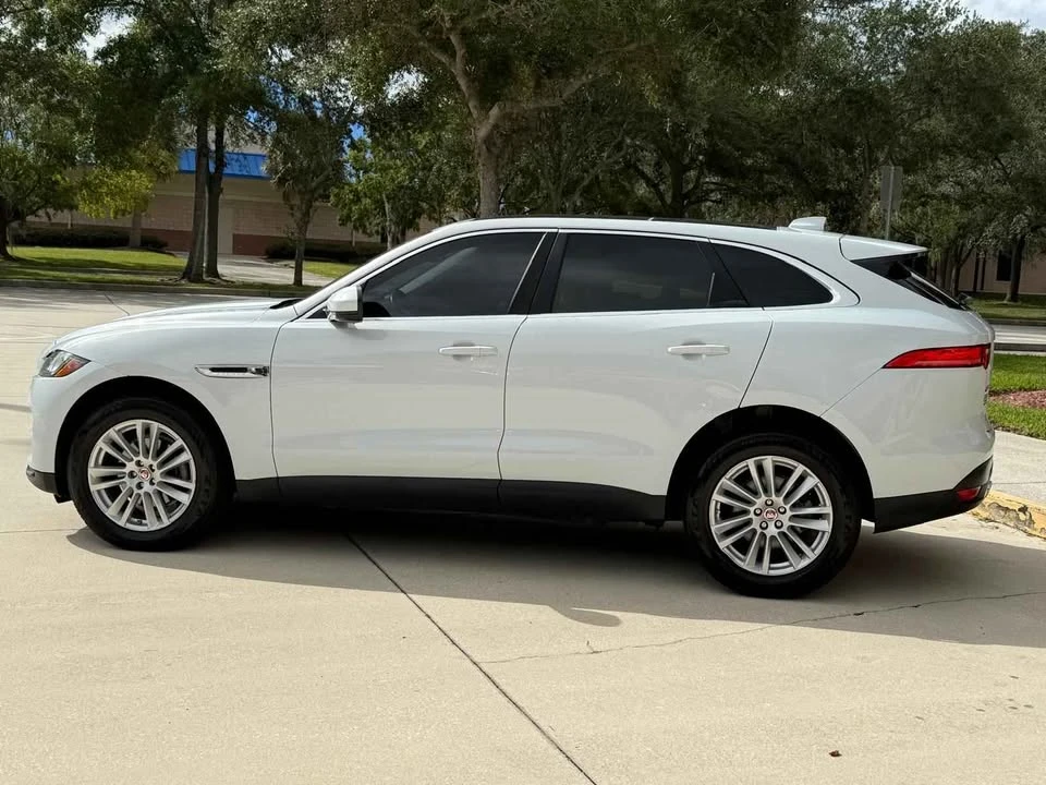 2019 Jaguar F-Pace - Image 7 of 20