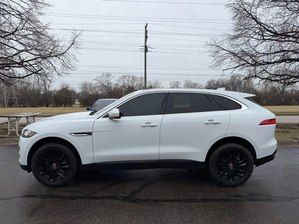 2019 Jaguar F-Pace - Image 6 of 20