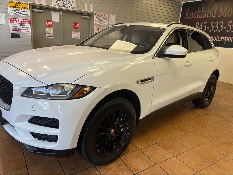 2019 Jaguar F-Pace - Image 3 of 12