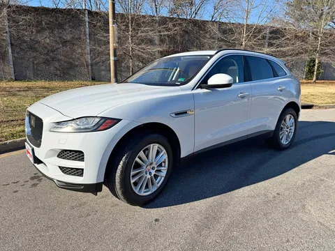 2019 Jaguar F-PACE · 30t Prestige Sport Utility 4D