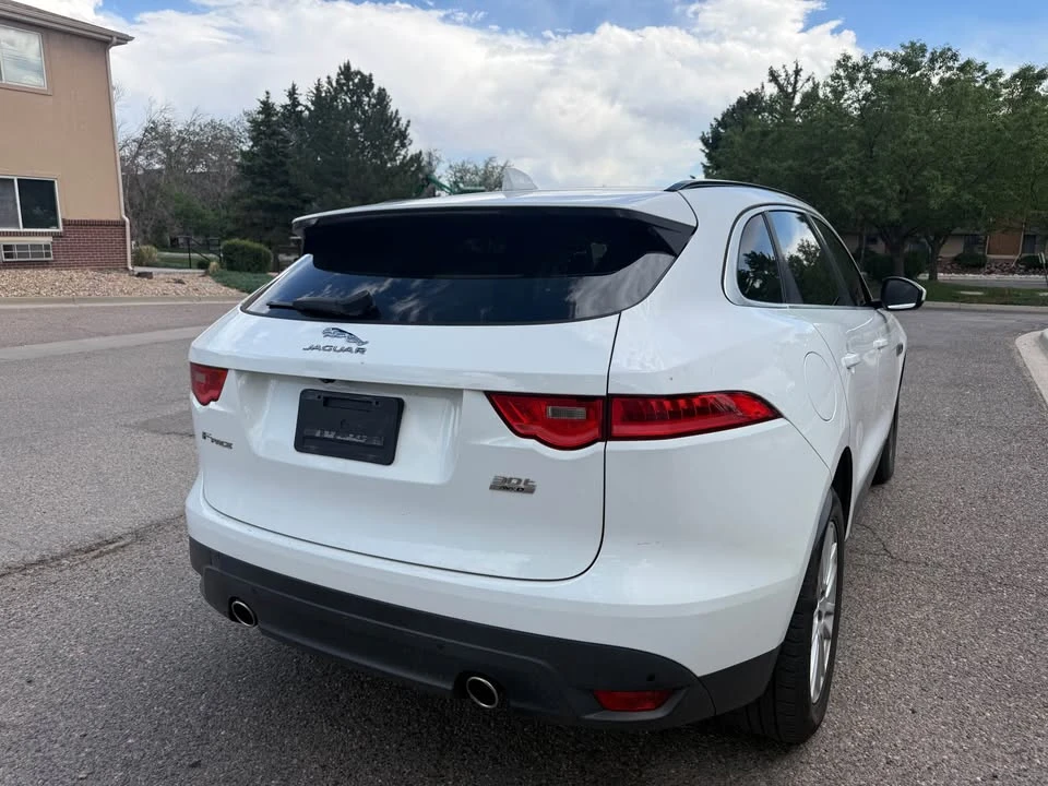 2019 Jaguar F-Pace - Image 3 of 9