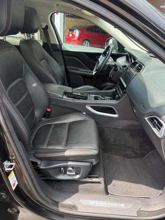 2019 Jaguar F-Pace - Image 10 of 13