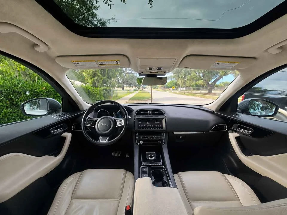 2019 Jaguar F-Pace - Image 4 of 6