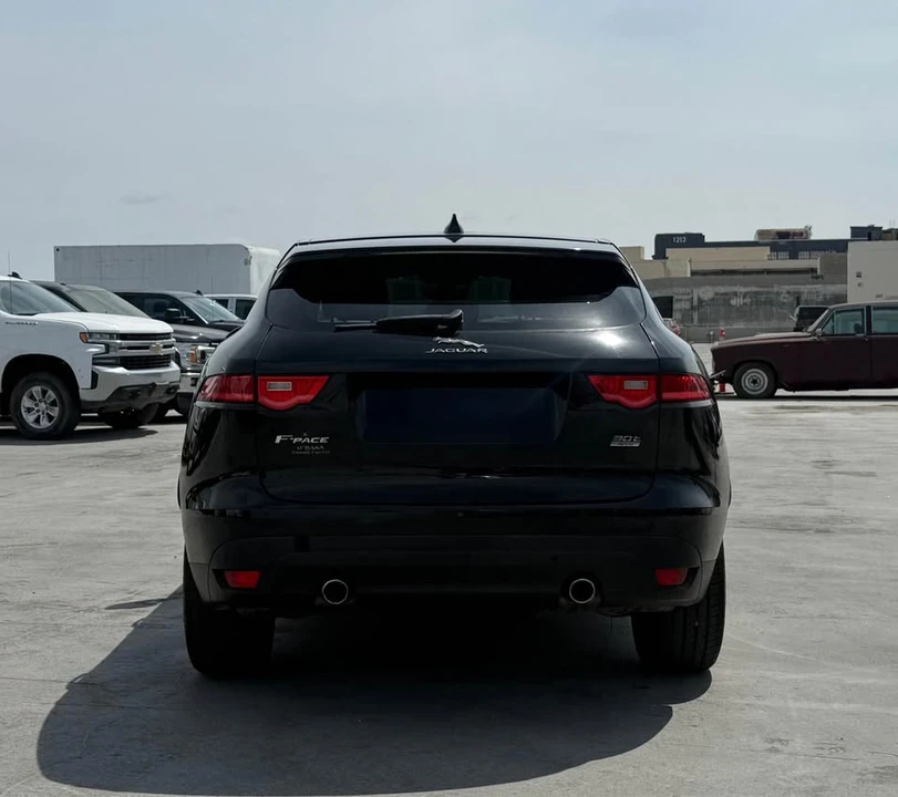 2019 Jaguar F-Pace - Image 4 of 13