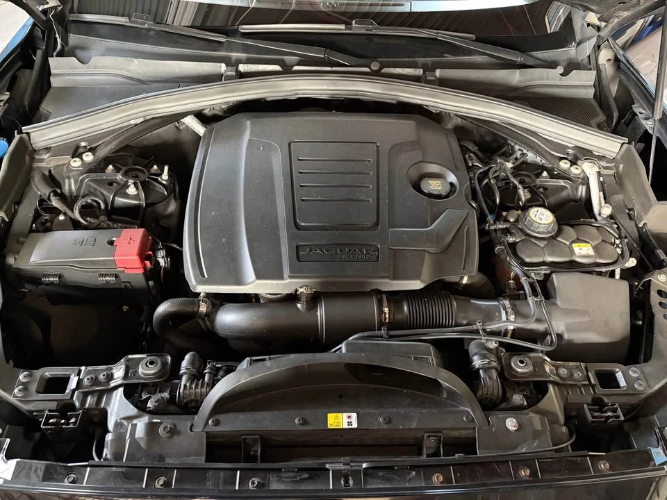 2019 Jaguar F-Pace - Image 12 of 20