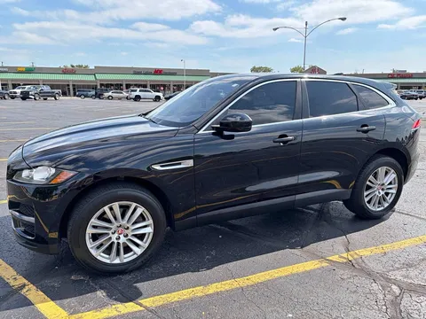 2019 Jaguar F-PACE 30t Prestige Sport Utility 4D