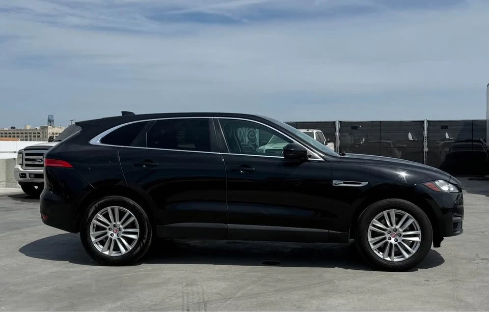 2019 Jaguar F-Pace - Image 6 of 13