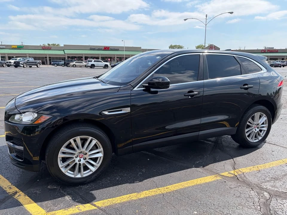 2019 Jaguar F-Pace - Image 18 of 20