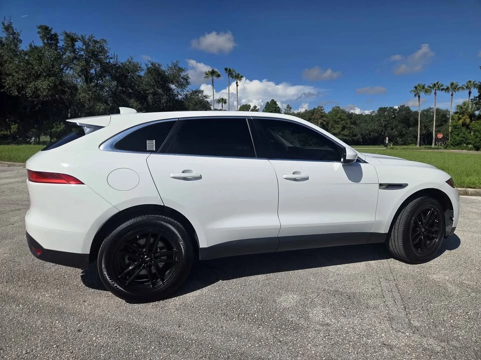 2019 Jaguar F-Pace - Image 5 of 20