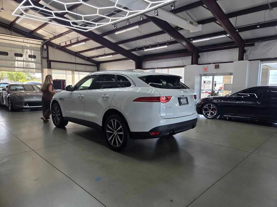 2019 Jaguar F-Pace - Image 4 of 7