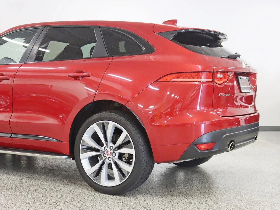 2019 Jaguar F-Pace - Image 10 of 12