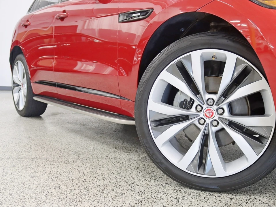 2019 Jaguar F-Pace - Image 4 of 12
