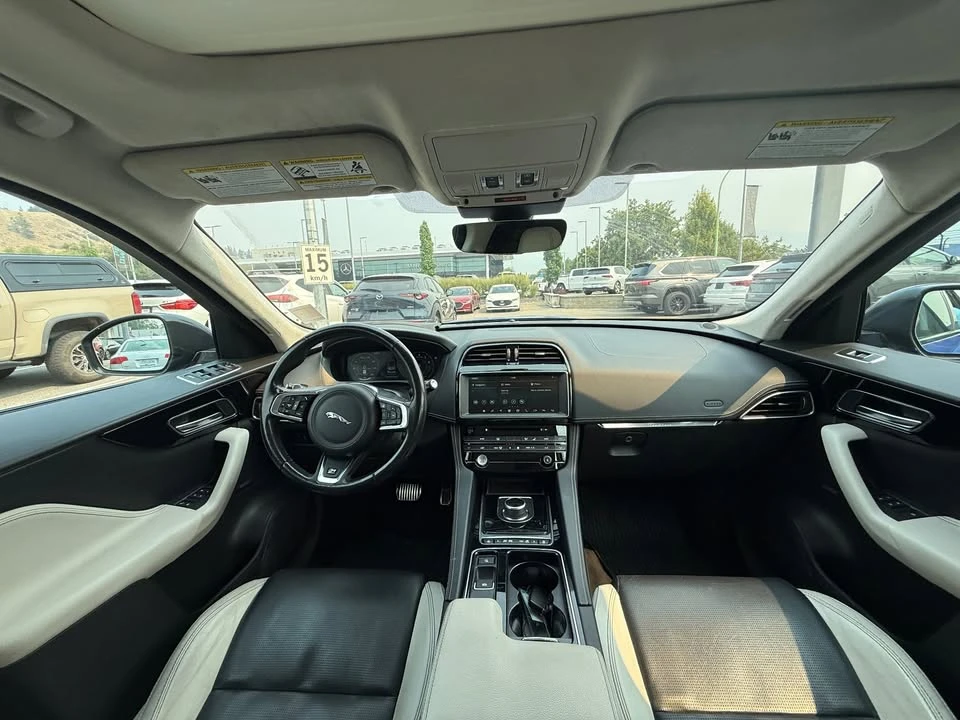 2019 Jaguar F-Pace - Image 5 of 8