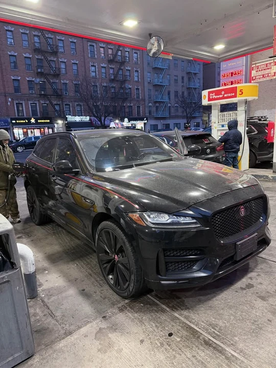 2019 Jaguar F-Pace SVR - Image 2 of 10