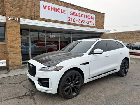 2019 Jaguar F-PACE 30t R-Sport SUV 4D