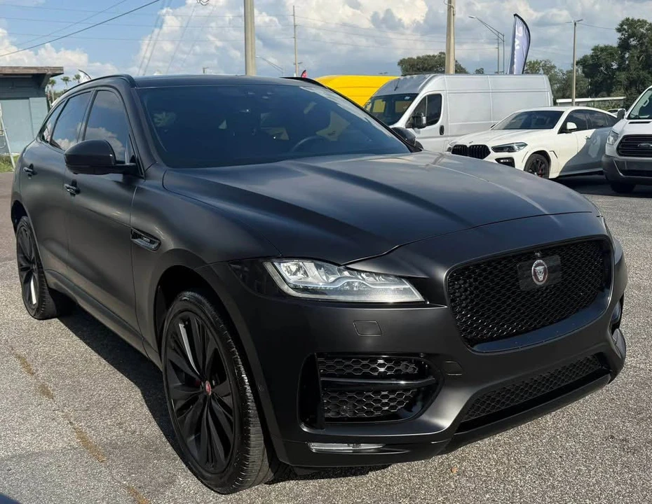 2019 Jaguar F-Pace SVR - Image 3 of 17