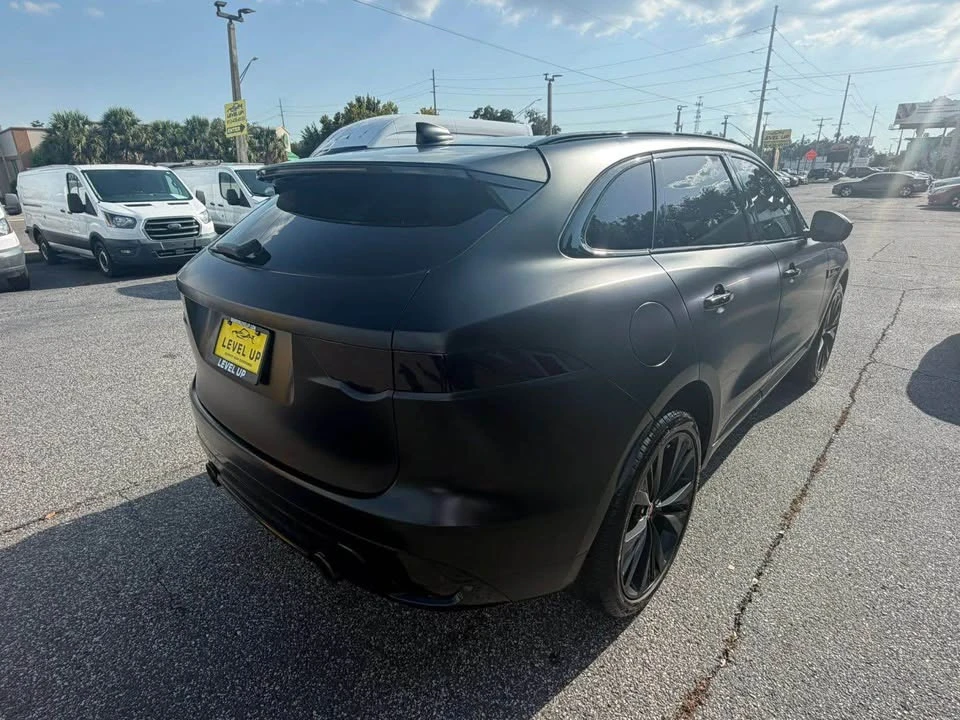 2019 Jaguar F-Pace SVR - Image 5 of 17