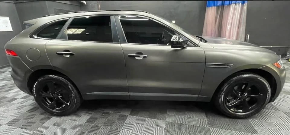 2019 Jaguar F-Pace - Image 3 of 10