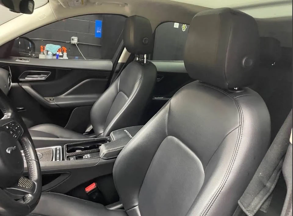 2019 Jaguar F-Pace - Image 7 of 10