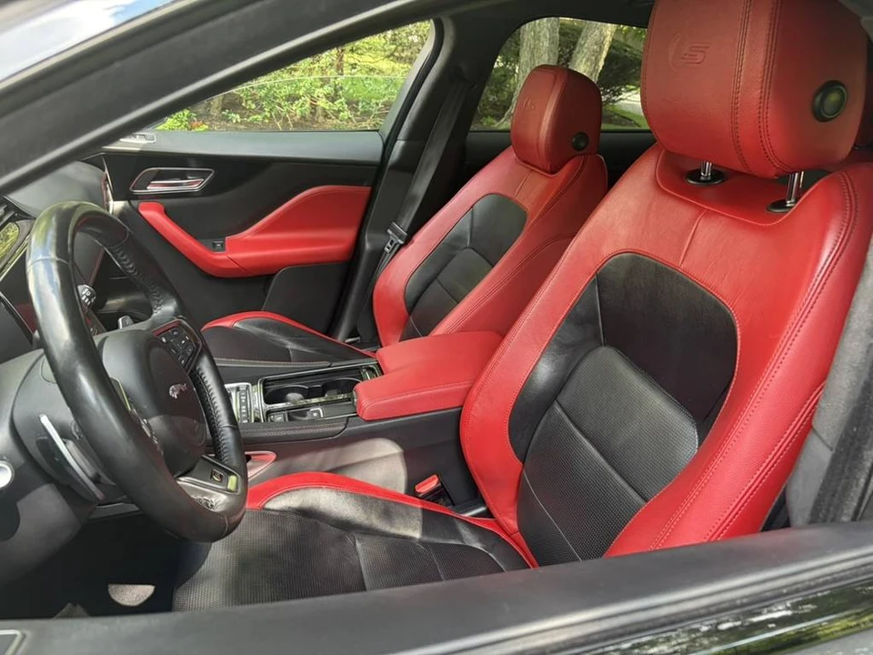 2019 Jaguar F-Pace - Image 4 of 5