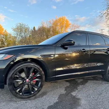 2019 Jaguar F-PACE S