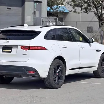 2019 Jaguar F-PACE R-Sport
