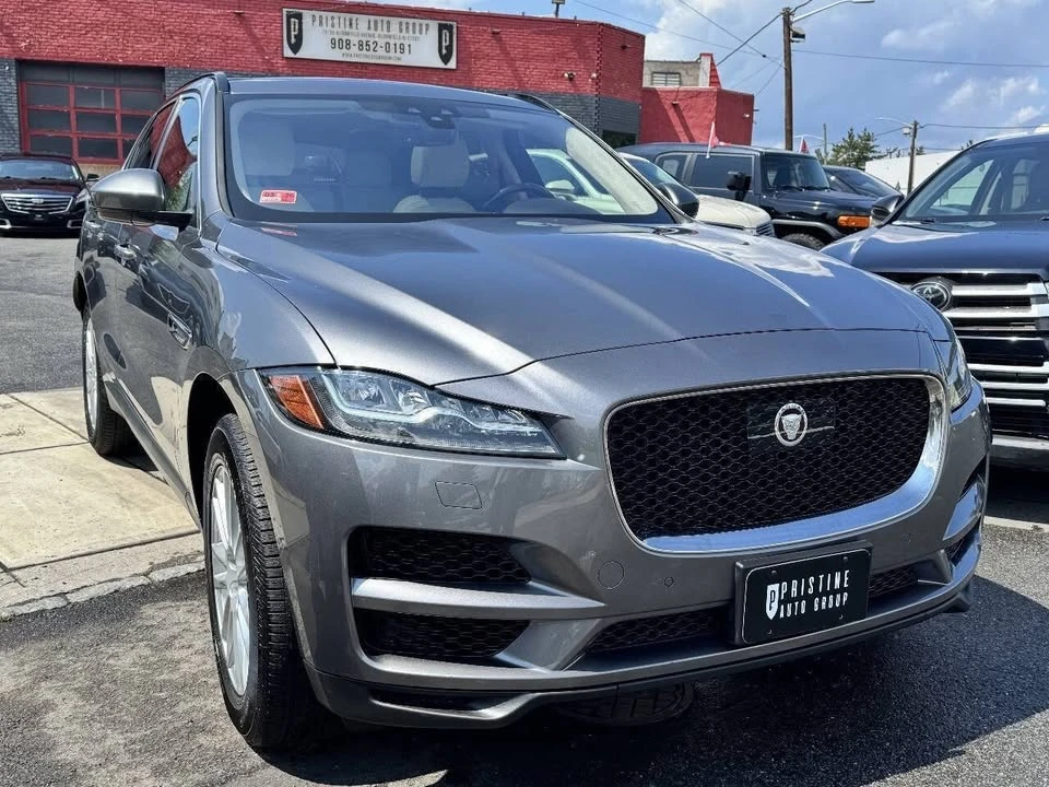 2019 Jaguar F-Pace - Image 2 of 20