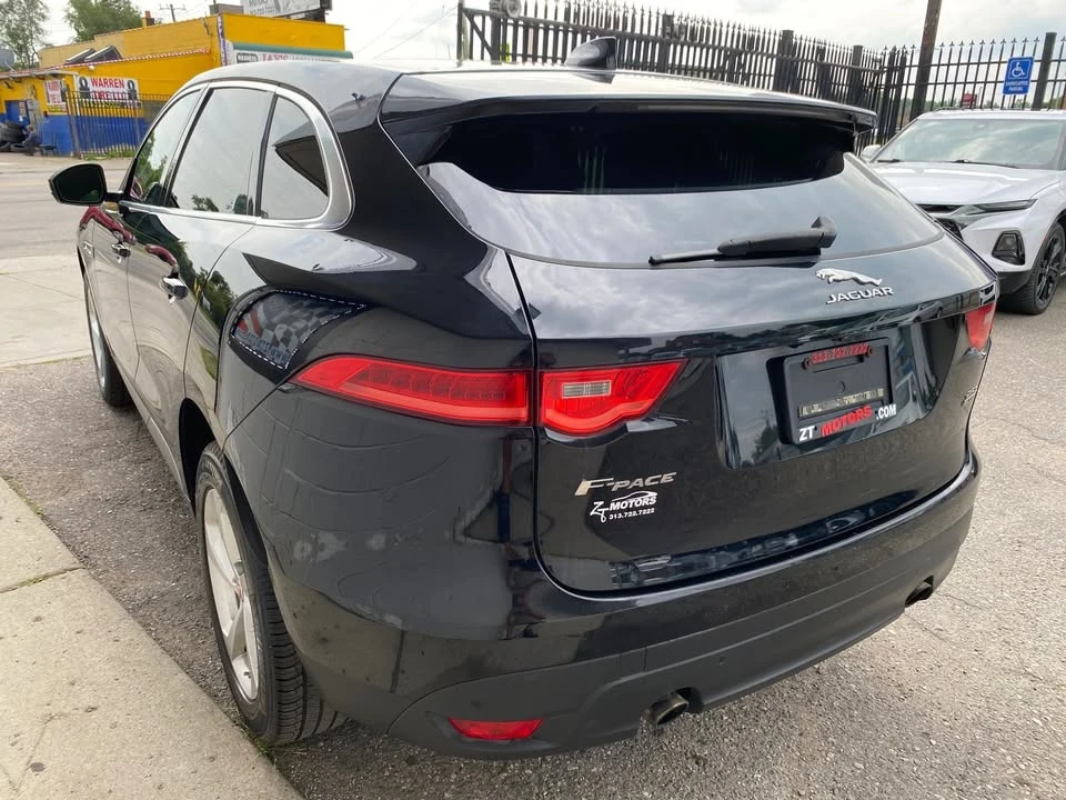 2019 Jaguar F-Pace - Image 2 of 20